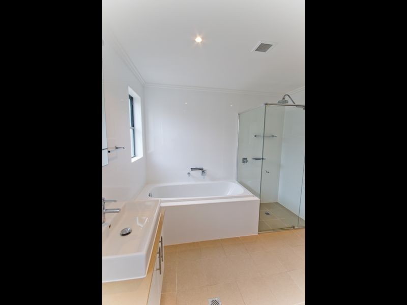 Bimbadeen 2/33 Clarence Street, Yamba NSW 2464
