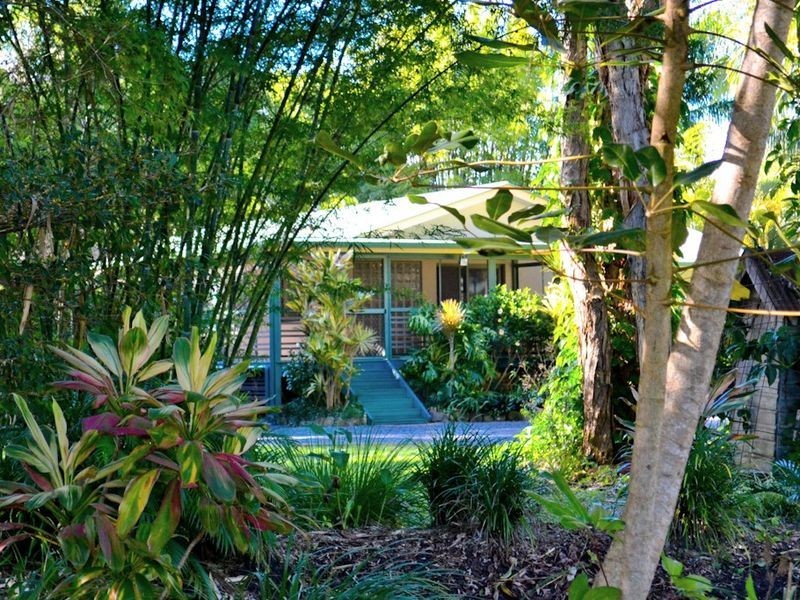 181 Carrs Drive, Yamba NSW 2464