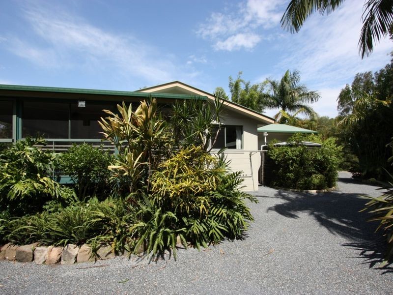 181 Carrs Drive, Yamba NSW 2464