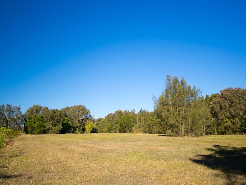 181 Carrs Drive, Yamba NSW 2464