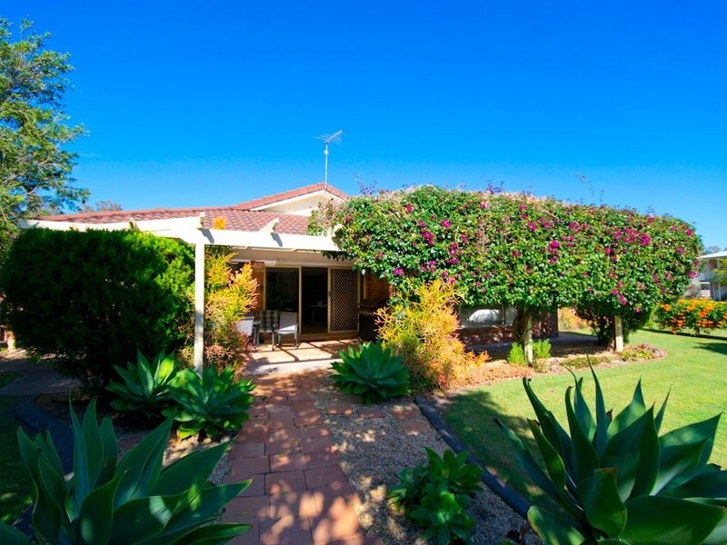 2 – 4 Phoenix Close, Yamba NSW 2464