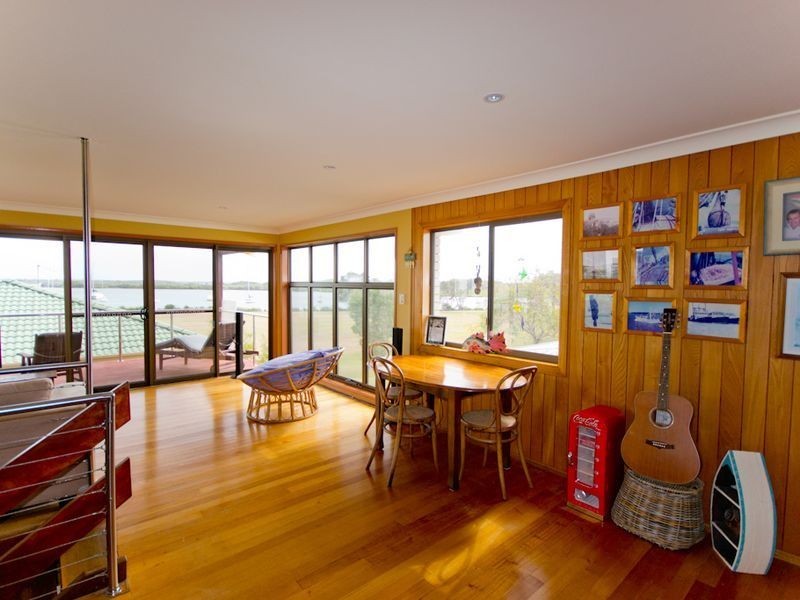 6 Bent Street, Yamba NSW 2464