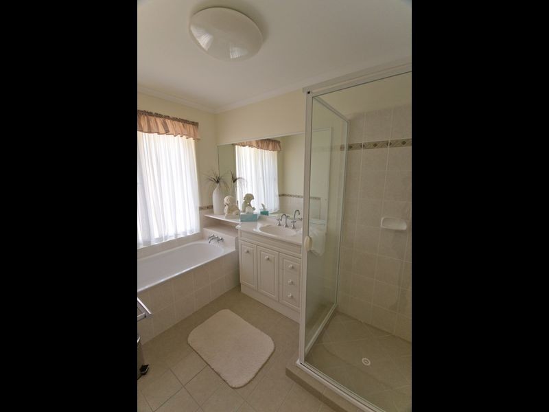 17 Harold Tory Drive, Yamba NSW 2464