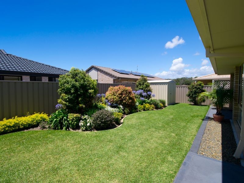 17 Harold Tory Drive, Yamba NSW 2464