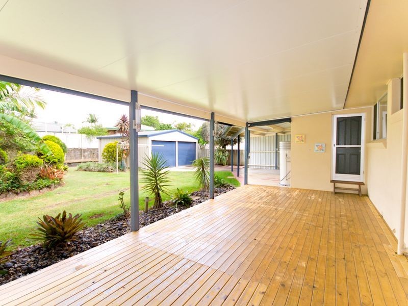 27 Shores Drive, Yamba NSW 2464