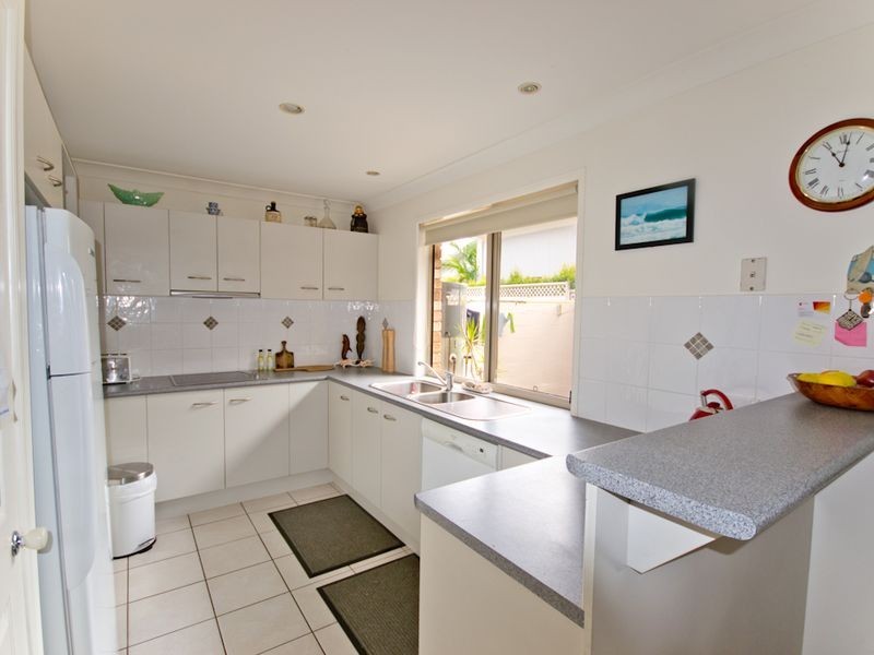 8a William Avenue, Yamba NSW 2464
