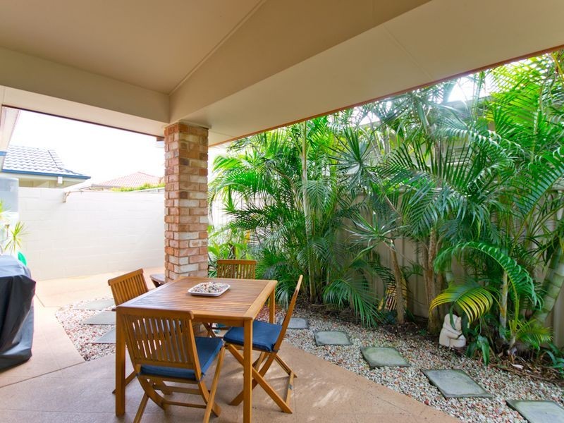8a William Avenue, Yamba NSW 2464