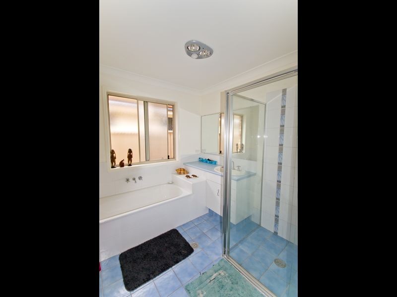 8a William Avenue, Yamba NSW 2464