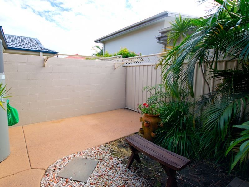 8a William Avenue, Yamba NSW 2464