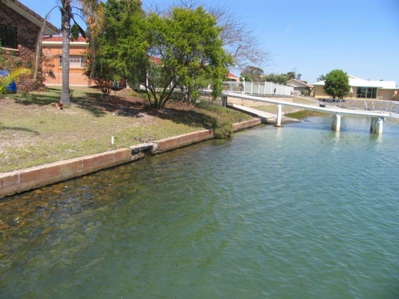 7 The Anchorage, Yamba NSW 2464