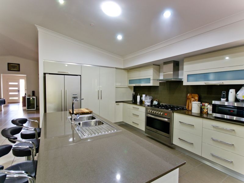 15 William Avenue, Yamba NSW 2464