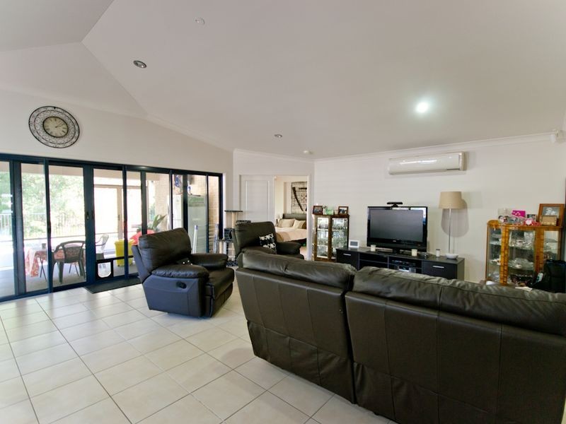 15 William Avenue, Yamba NSW 2464