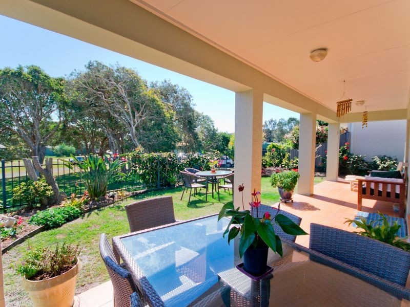 6 The Drive, Yamba NSW 2464