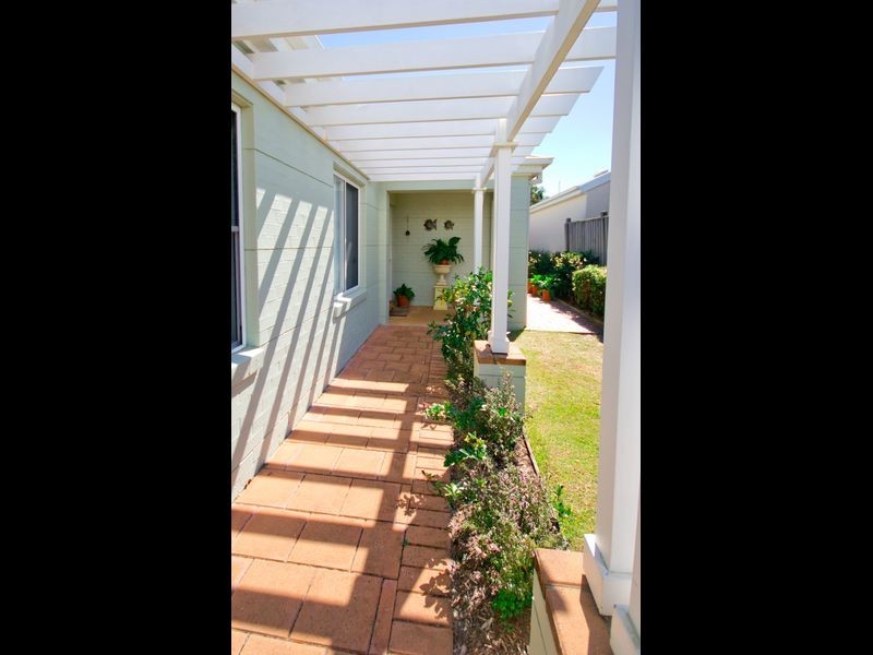 6 The Drive, Yamba NSW 2464