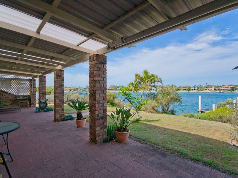 16 Acacia Circuit, Yamba NSW 2464