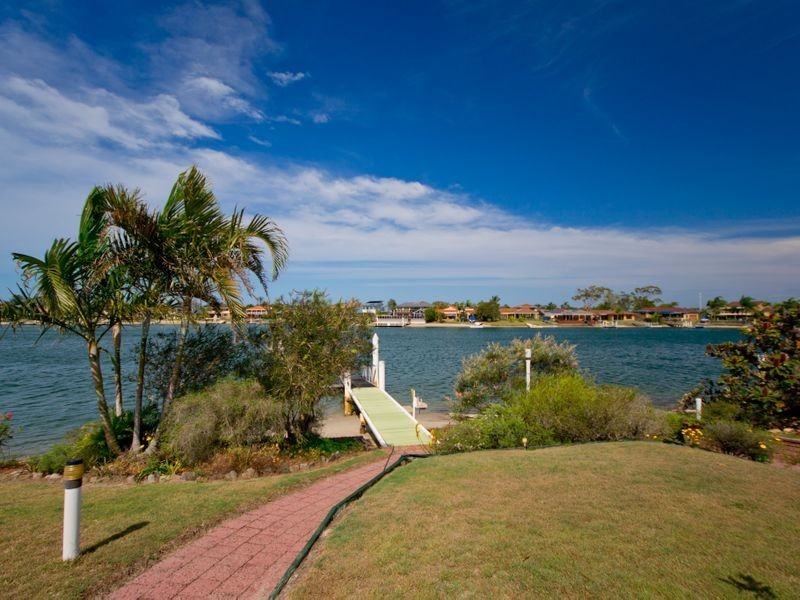 16 Acacia Circuit, Yamba NSW 2464