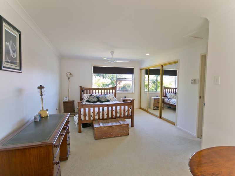 2 The Peninsula, Yamba NSW 2464