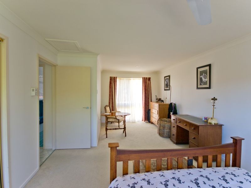 2 The Peninsula, Yamba NSW 2464