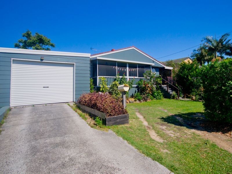 9 Dalley Street, Palmers Island NSW 2463