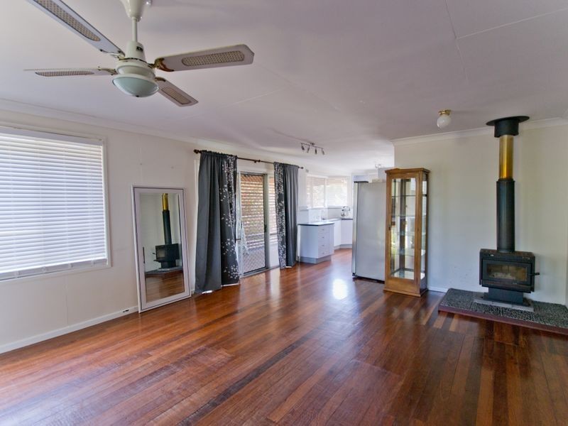 9 Dalley Street, Palmers Island NSW 2463