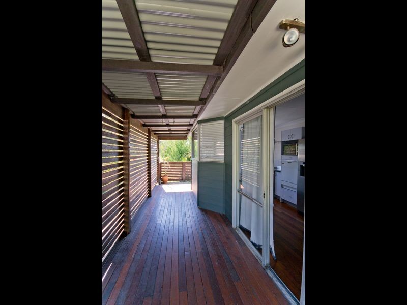 9 Dalley Street, Palmers Island NSW 2463