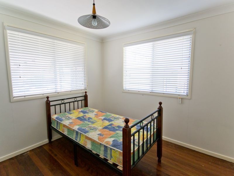 9 Dalley Street, Palmers Island NSW 2463