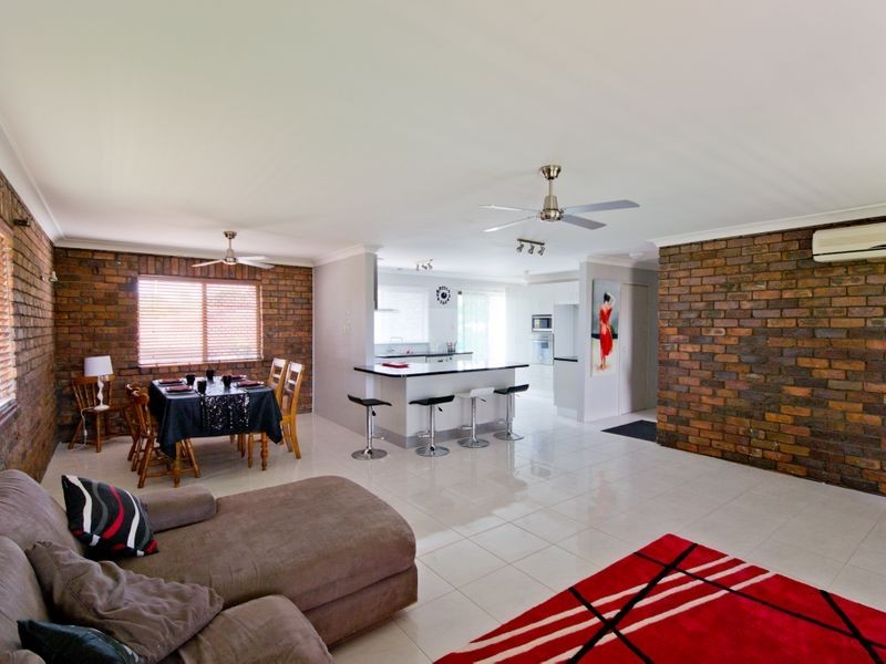 11 Waratah Avenue, Yamba NSW 2464