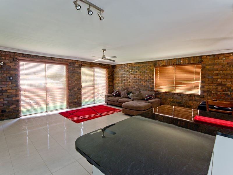 11 Waratah Avenue, Yamba NSW 2464