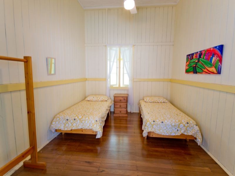 13 Campbells Lane, Yamba NSW 2464