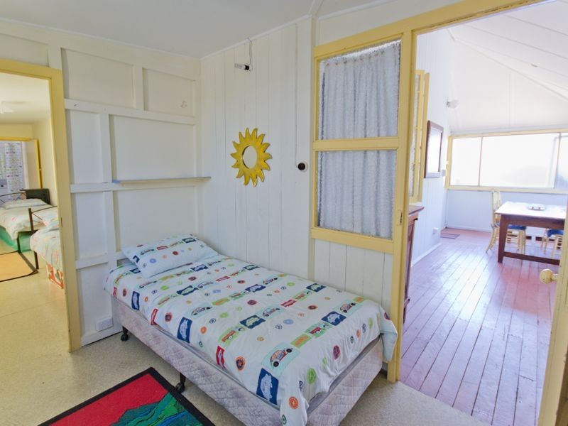 13 Campbells Lane, Yamba NSW 2464
