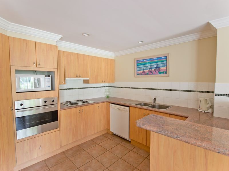 B5-U4 The Breakers/18-20 Pacific Parade, Yamba NSW 2464