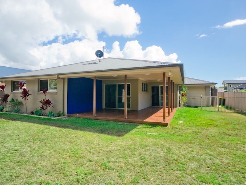 13 William Avenue, Yamba NSW 2464