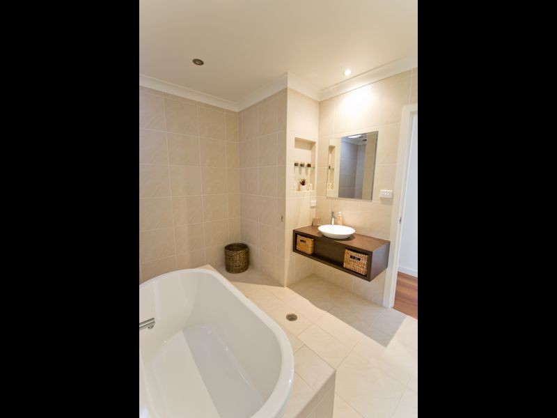 121 Lakes Boulevarde, Wooloweyah NSW 2464