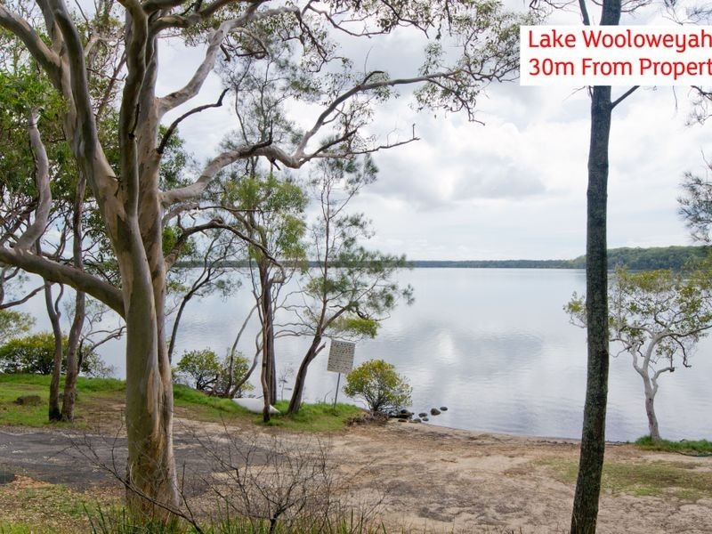121 Lakes Boulevarde, Wooloweyah NSW 2464