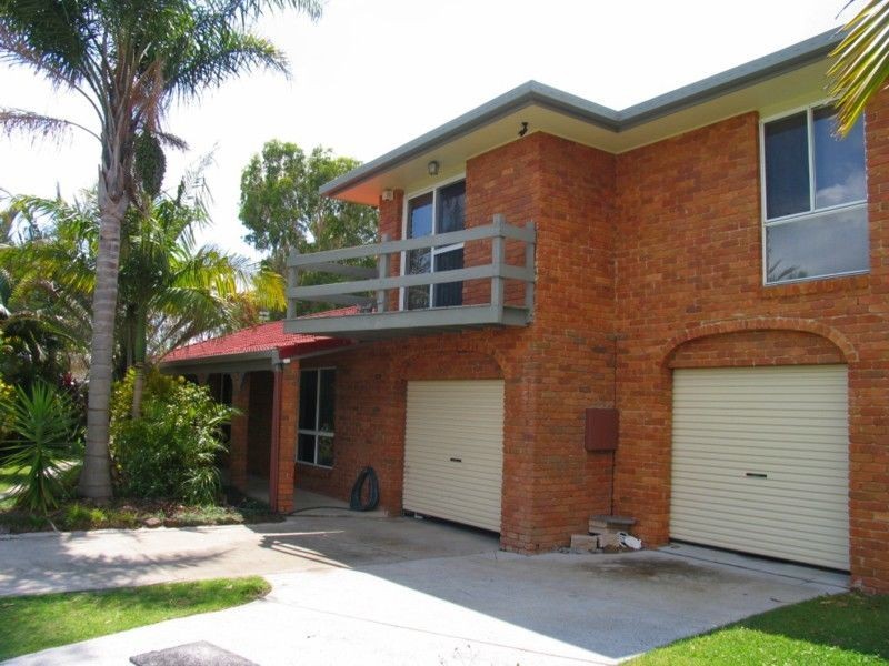 2 Banksia Place, Yamba NSW 2464