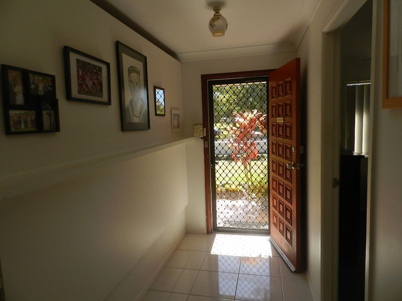 6 Coonawarra Court, Yamba NSW 2464