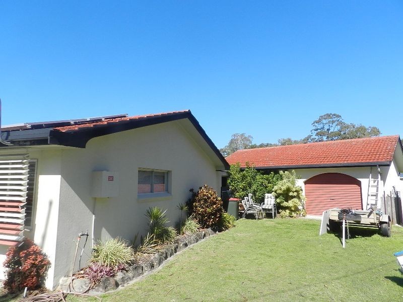 6 Coonawarra Court, Yamba NSW 2464