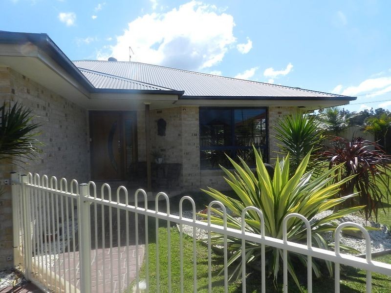 5 Investigators Place, Yamba NSW 2464