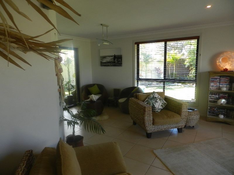 5 Investigators Place, Yamba NSW 2464