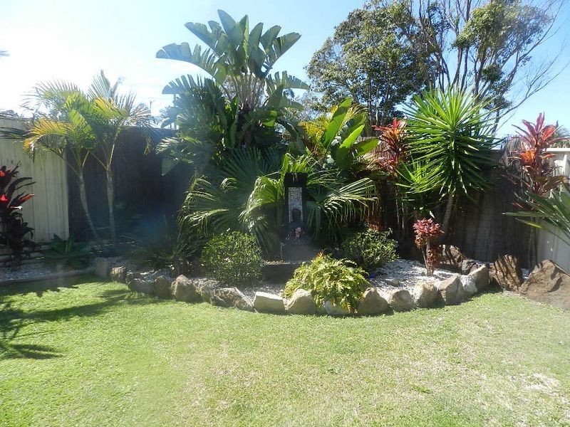 5 Investigators Place, Yamba NSW 2464