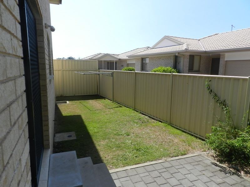 2/5 Park Avenue, Yamba NSW 2464