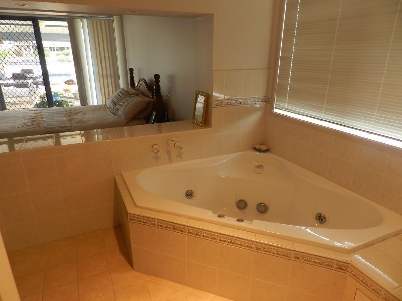 9 Barellan Avenue, Yamba NSW 2464