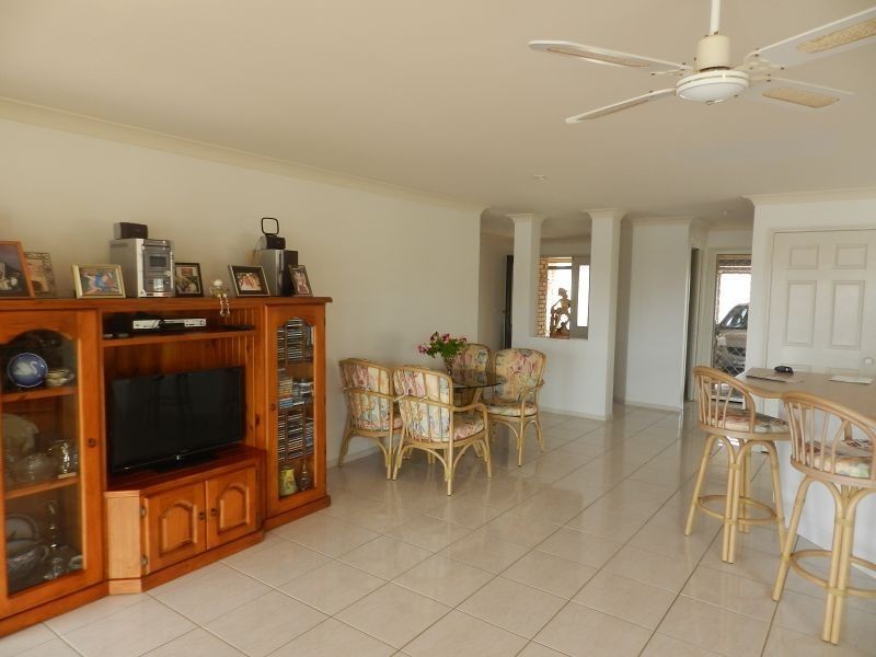 9 Barellan Avenue, Yamba NSW 2464