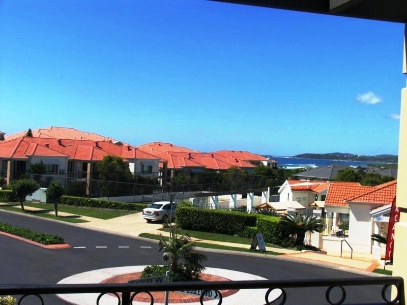 2/1-5 Beachside Way, Yamba NSW 2464
