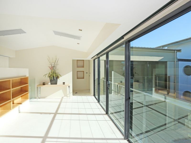 8 Pacific Parade, Yamba NSW 2464
