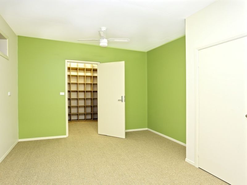 8 Pacific Parade, Yamba NSW 2464