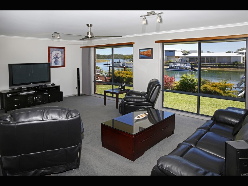24 Taine Court, Yamba NSW 2464