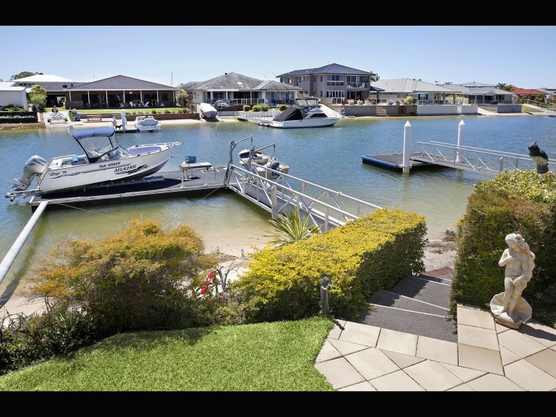 24 Taine Court, Yamba NSW 2464
