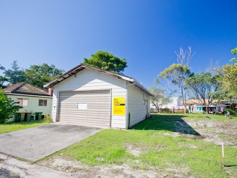 8 Little High Street, Yamba NSW 2464