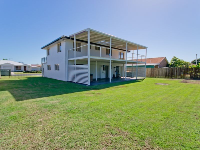 11 Wattle Drive, Yamba NSW 2464